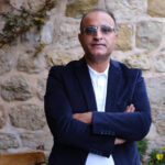 Kemal Varol'un Aşklar, Hevesler, Ayrılıklar Üçlemesi tek ciltte toplandı