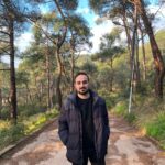 Yunus Emre Aklıbaşında: Şiir, zamanı genişlettiği ölçüde büyüktür ve yazarını da bu sayede büyütür....